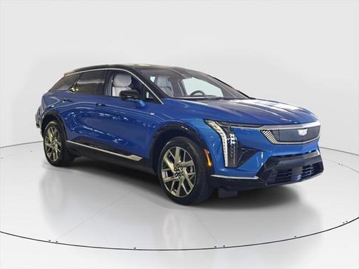 2025 Cadillac OPTIQ Luxury