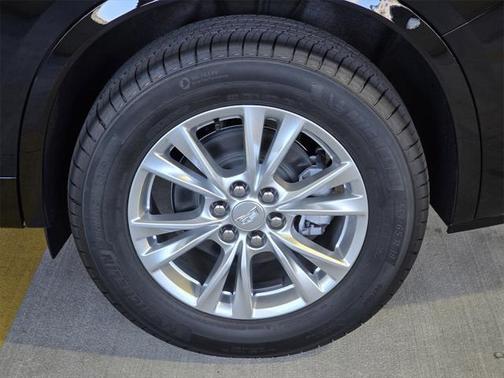 2025 Cadillac XT6 Luxury FWD