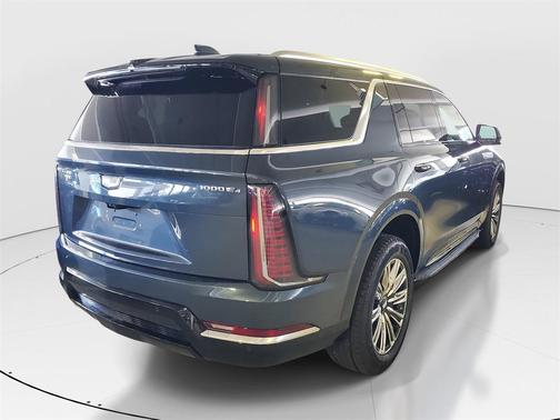 2026 Cadillac Escalade IQ Luxury