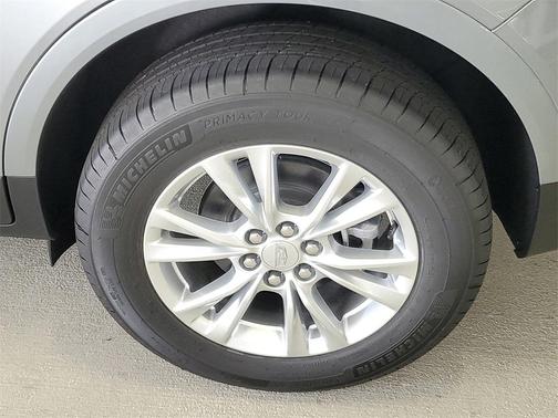 2025 Cadillac XT5 Luxury