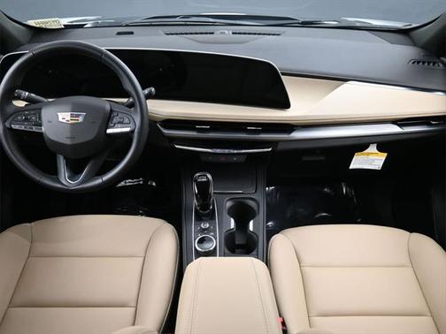2024 Cadillac XT4 Luxury