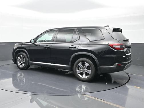 2023 Honda Pilot AWD EX-L 7 Passenger
