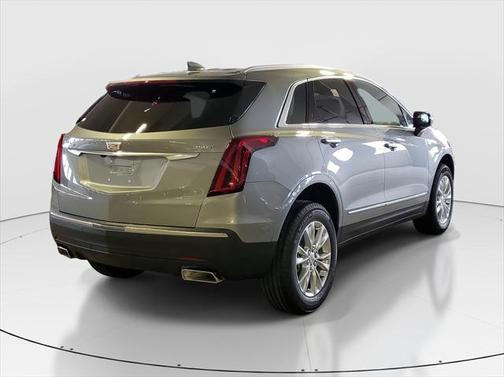 2025 Cadillac XT5 Luxury