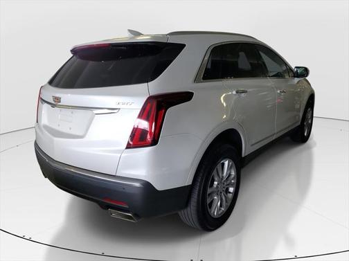 2022 Cadillac XT5 Luxury