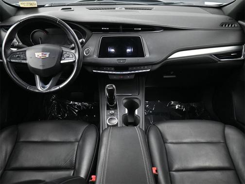 2021 Cadillac XT4 Premium Luxury