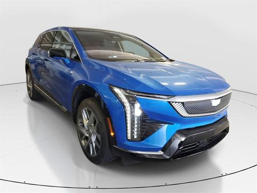 2025 Cadillac OPTIQ Luxury 2 AWD