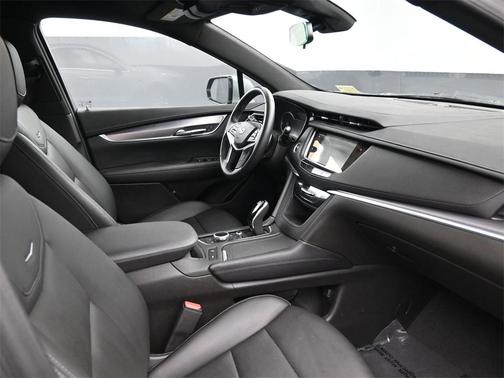 2023 Cadillac XT5 Luxury