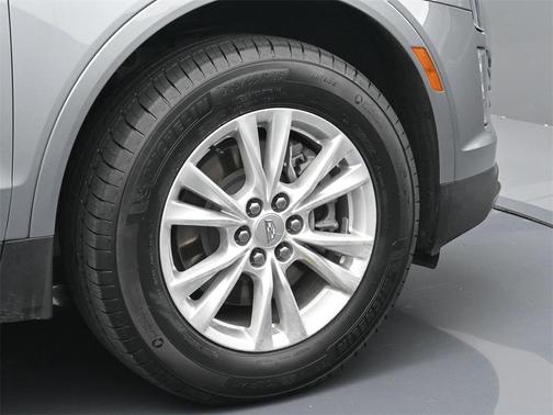 2023 Cadillac XT5 Luxury