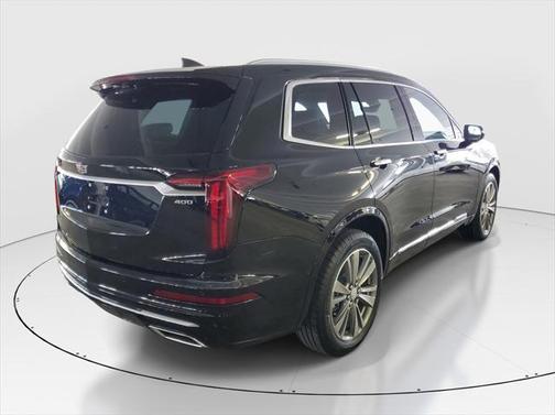2025 Cadillac XT6 Premium Luxury FWD