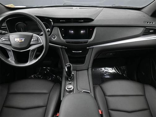 2024 Cadillac XT5 Luxury