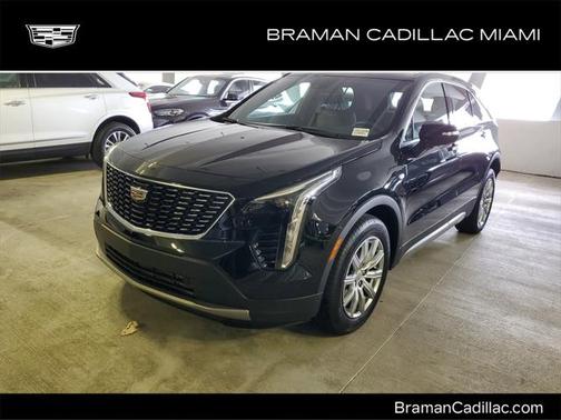 2023 Cadillac XT4 Premium Luxury