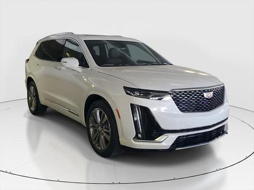 2025 Cadillac XT6 Premium Luxury FWD