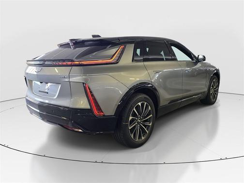 2025 Cadillac LYRIQ Sport