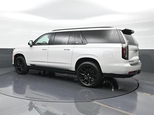 2023 Cadillac Escalade ESV Sport Platinum