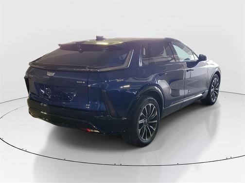 2025 Cadillac LYRIQ Sport