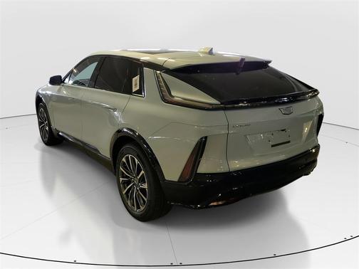 2025 Cadillac LYRIQ Sport