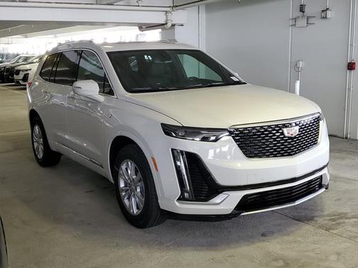 2025 Cadillac XT6 Luxury FWD