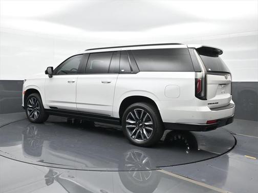 2023 Cadillac Escalade ESV Sport Platinum