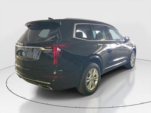 2025 Cadillac XT6 Luxury AWD