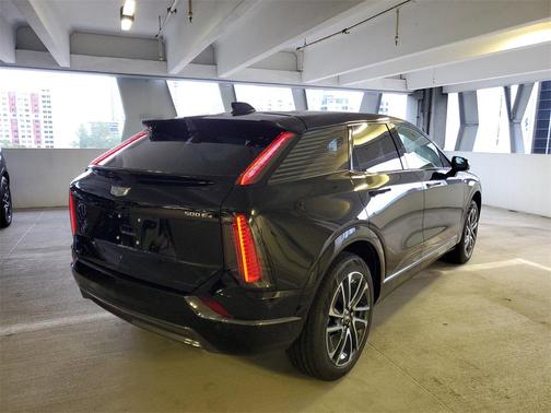 2025 Cadillac OPTIQ Sport 1 AWD