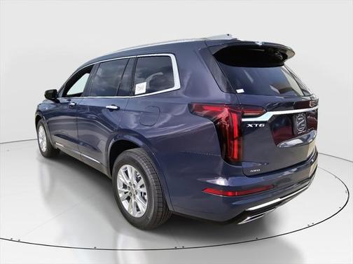 2025 Cadillac XT6 Luxury AWD