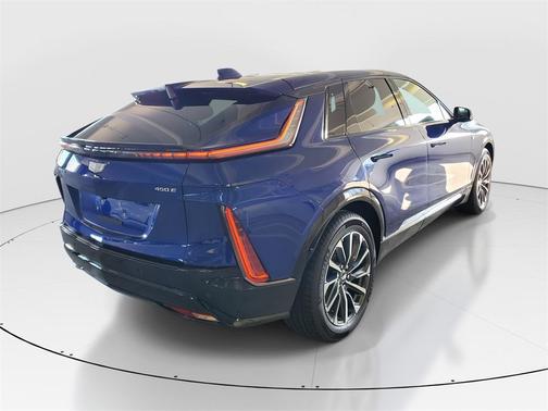 2025 Cadillac LYRIQ Sport