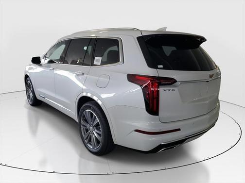 2025 Cadillac XT6 Premium Luxury FWD