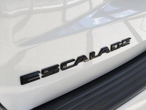 2022 Cadillac Escalade ESV Premium Luxury
