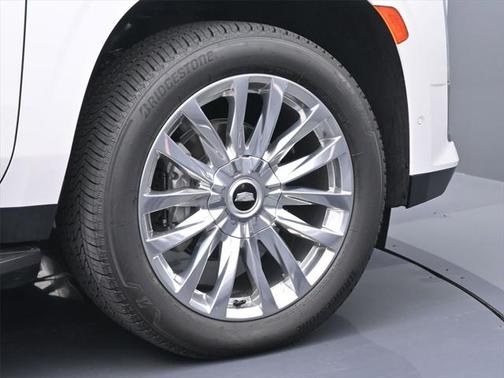 2022 Cadillac Escalade ESV Premium Luxury