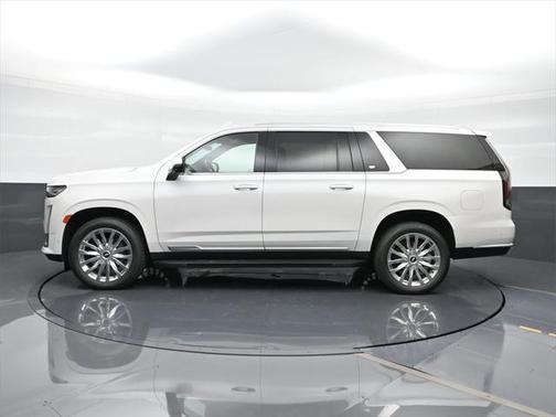 2022 Cadillac Escalade ESV Premium Luxury