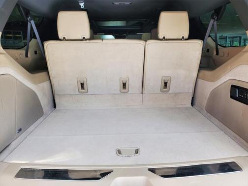 2022 Cadillac Escalade ESV Premium Luxury