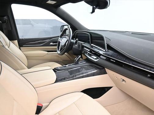 2022 Cadillac Escalade ESV Premium Luxury
