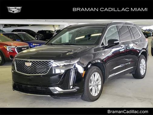 2022 Cadillac XT6 Luxury FWD