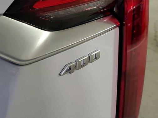 2025 Cadillac XT6 Premium Luxury FWD