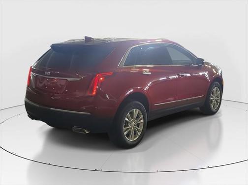 2025 Cadillac XT5 Luxury