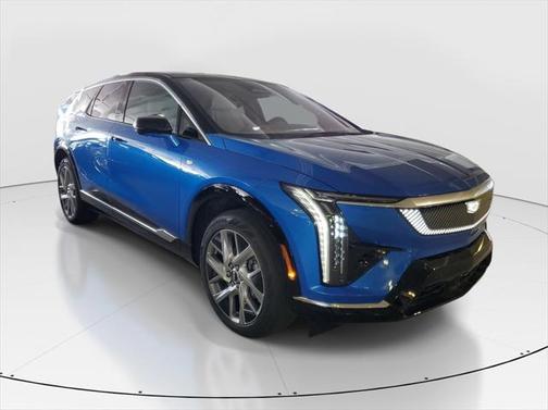 2025 Cadillac OPTIQ Luxury 1 AWD