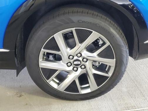 2025 Cadillac OPTIQ Luxury 1 AWD