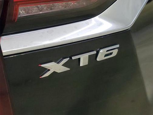 2025 Cadillac XT6 Premium Luxury FWD