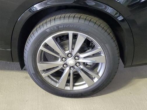 2025 Cadillac XT6 Premium Luxury FWD
