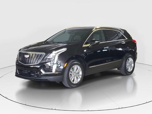 Stellar Black Metallic 2026 Cadillac XT5 Luxury