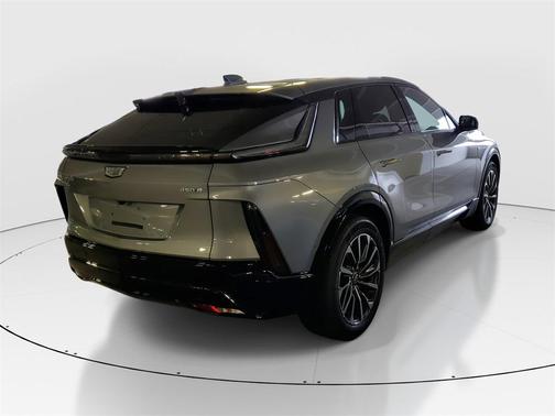 2025 Cadillac LYRIQ Sport