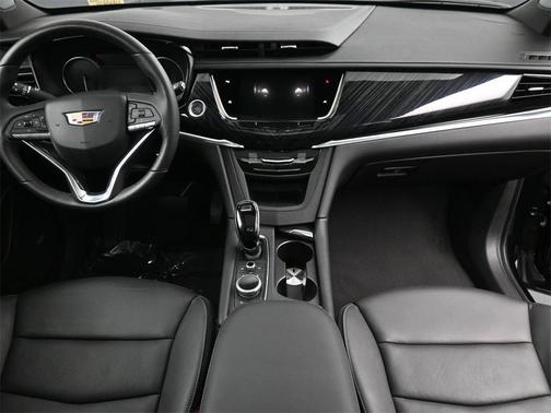 2024 Cadillac XT6 Premium Luxury FWD