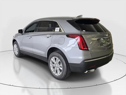 2025 Cadillac XT5 Luxury