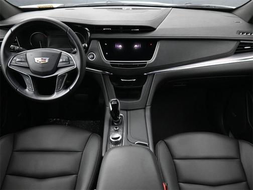 2022 Cadillac XT5 Luxury
