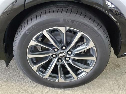 2025 Cadillac LYRIQ Sport w/1SF