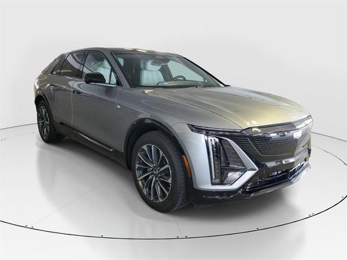 2025 Cadillac LYRIQ Sport