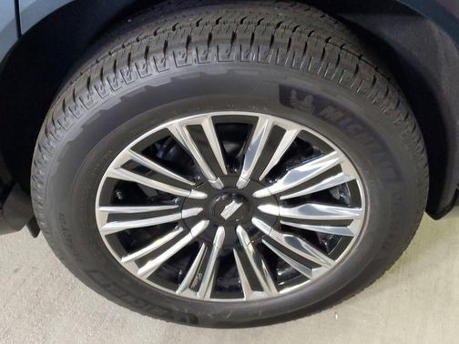 2026 Cadillac Escalade IQL Luxury