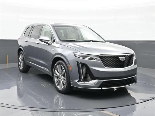 2022 Cadillac XT6 Premium Luxury FWD