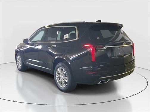 2025 Cadillac XT6 Luxury AWD