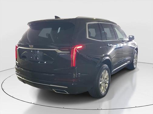 2025 Cadillac XT6 Luxury AWD